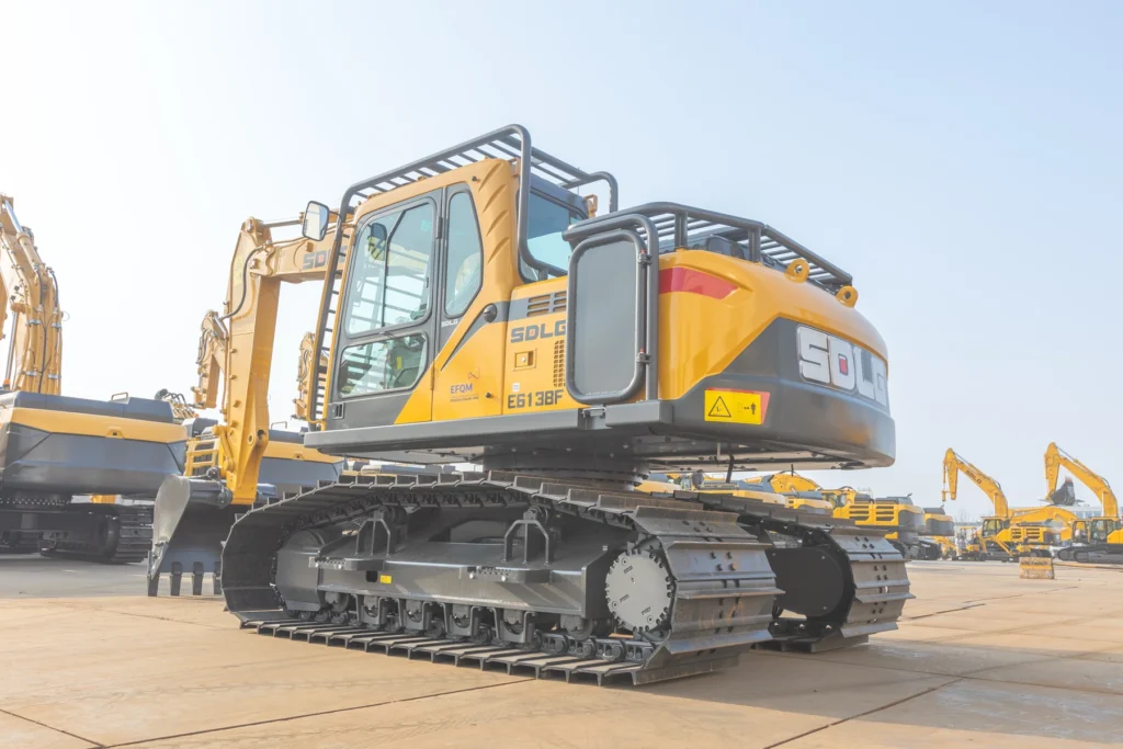 SDLG E6138F Forestry Excavator, product view 01