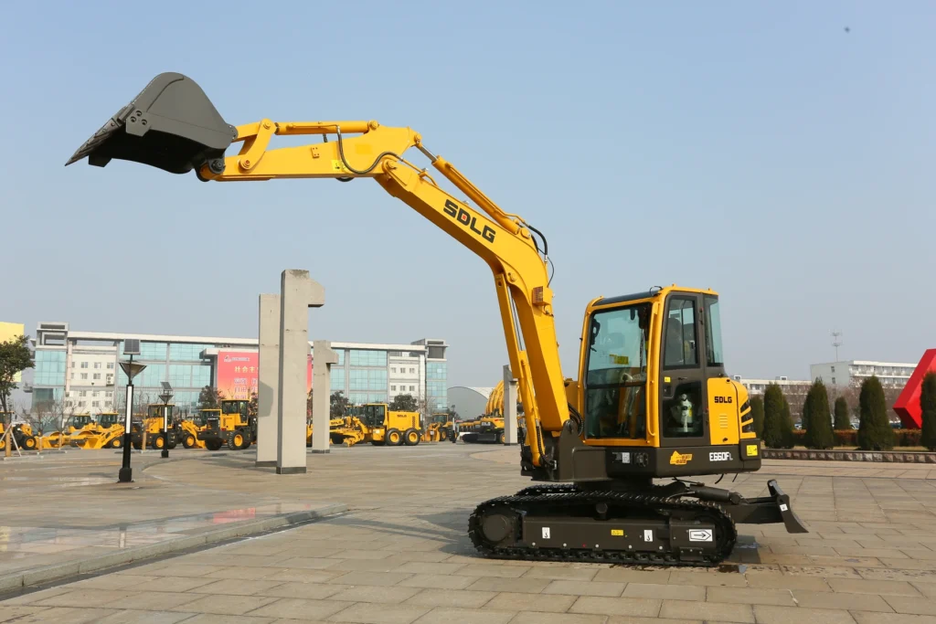 SDLG E660FL Compact Excavator, product view 05